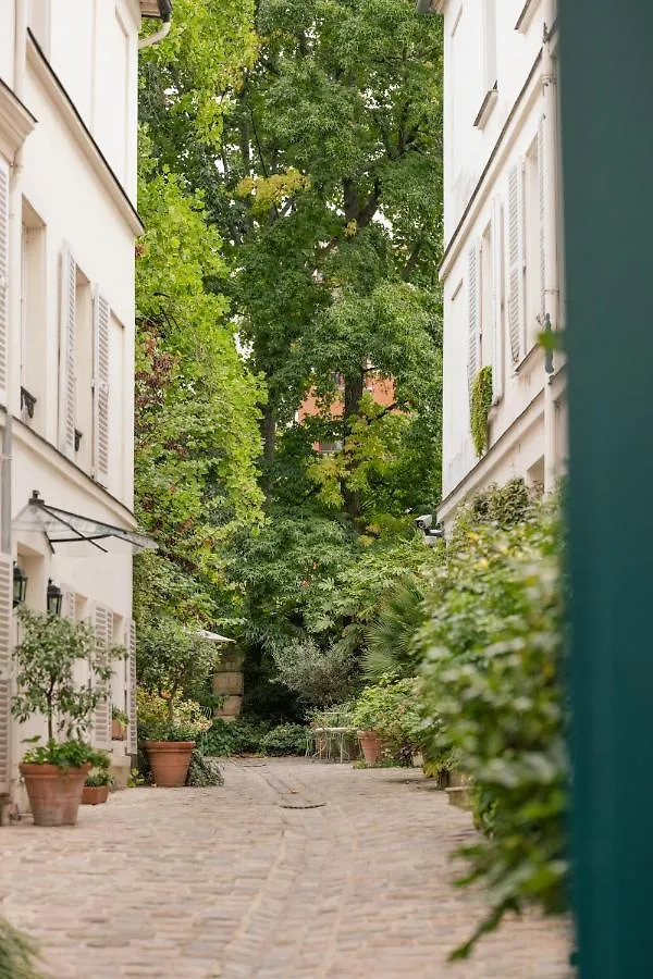 Hotel Des Grandes Ecoles Paris