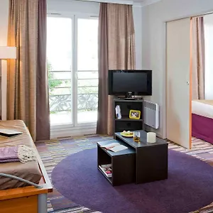 Aparthotel Adagio Buttes Chaumont, Parijs
